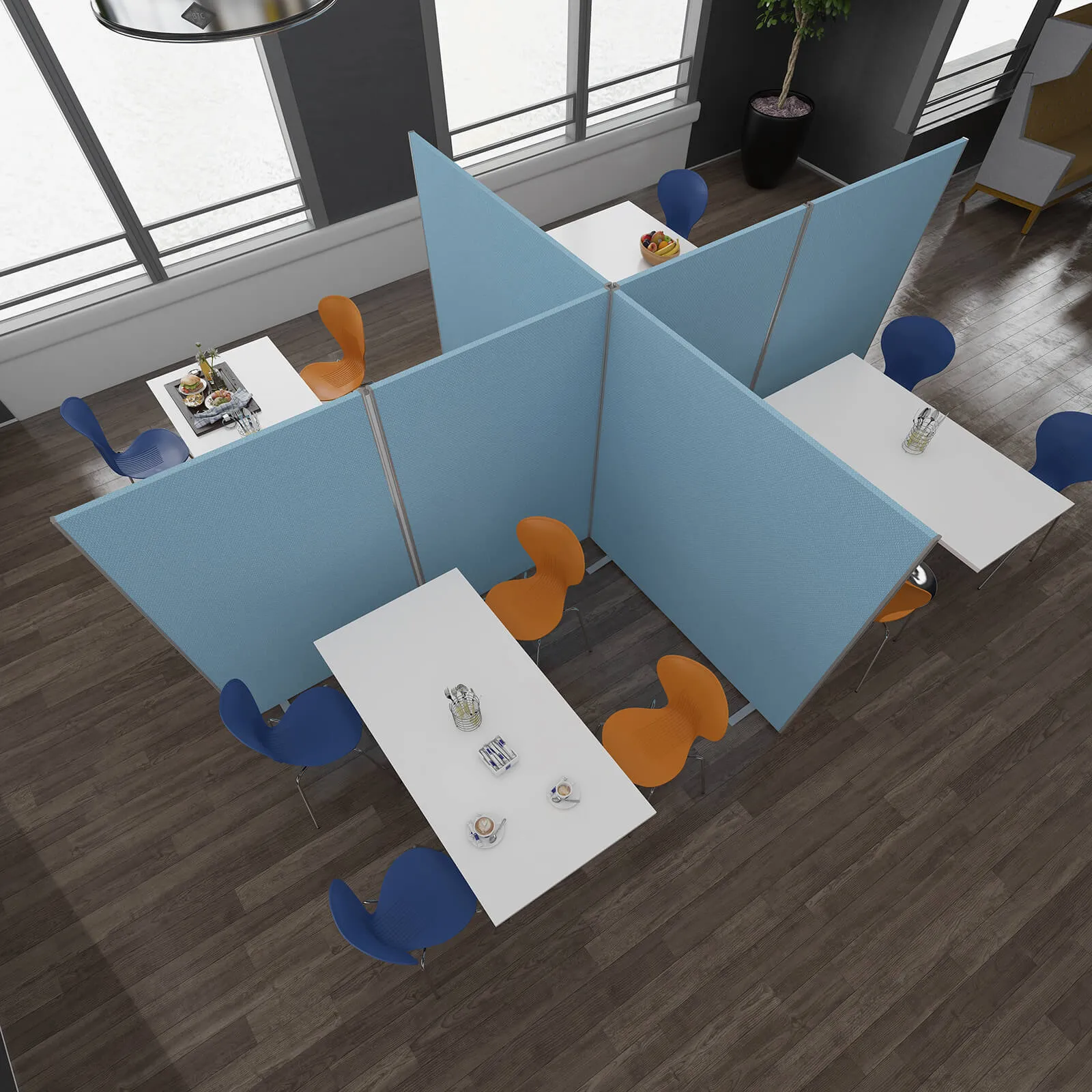 Floor standing fabric screen